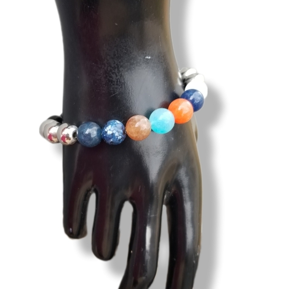 MULTICOLOR DYED AGATE GEMSTONE BEAD STRETCH BRACELET - Picture 2 of 6